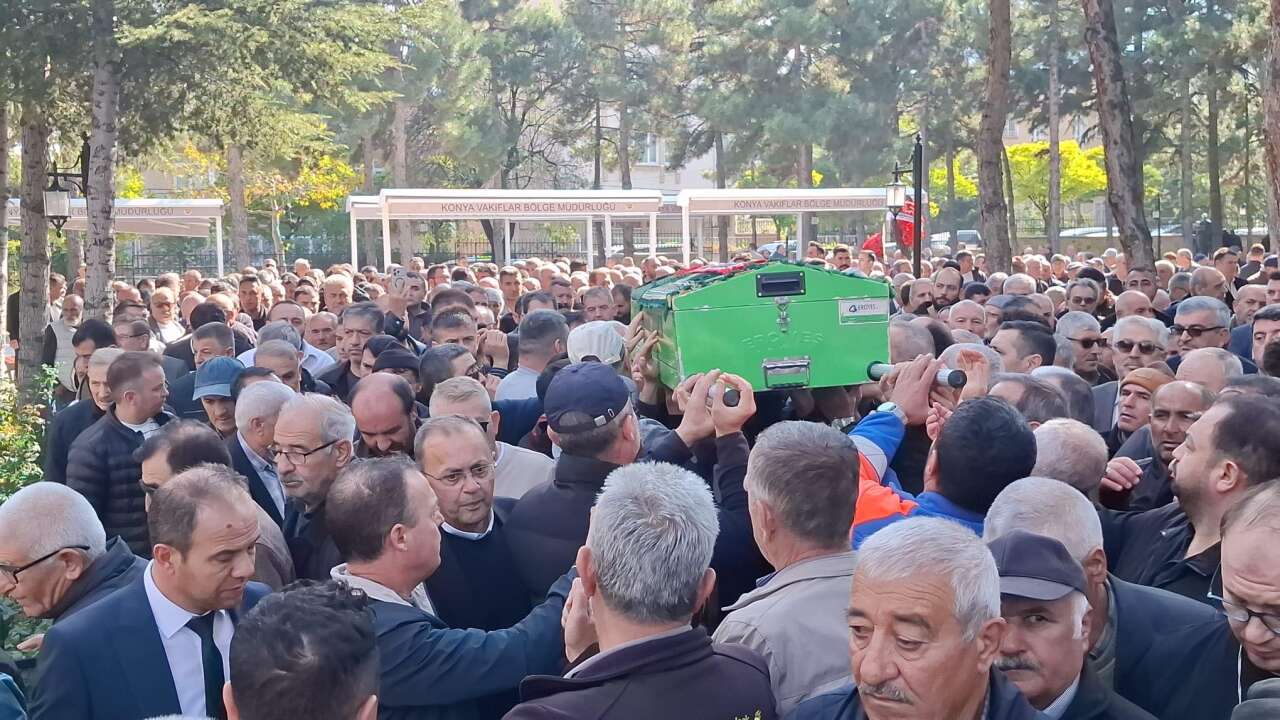 Konya’da yürek yakan veda! Kahvehanede öldürülen İbrahim Aktaş toprağa verildi 7